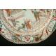 XVIII Century - Precious Chinese Porcelain Dish. Good Condition.