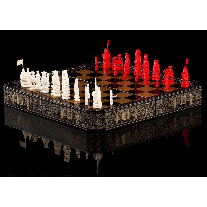 Antique Chinese Ivory Chess set. Circa 1920.