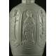 Urna China de Porcelana Blanc de Chine, Siglo XIX. Decorada con Varias Imágenes de Guanyin