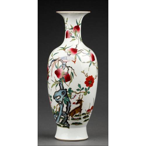 Chinese Porcelain Vase