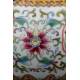 Jarrón Chino de Porcelana Decorada con Relieves y Pintada a Mano. Siglo XVIII. Marca de Qianlong