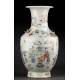 Beautiful Chinese Hand Painted Porcelain Vase. No Defects. Yongzhen Brand.