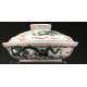 Excepcional Pieza de Porcelana China Pintada a Mano, S. XIX. Sopera con Tapa, Firma en Ambas Piezas