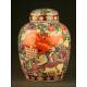 Impressive Chinese Porcelain Vase. Hand Engraved and Painted Lions. S. XIX