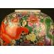 Impressive Chinese Porcelain Vase. Hand Engraved and Painted Lions. S. XIX